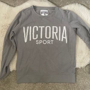 Victoria Sport Gray Crewneck